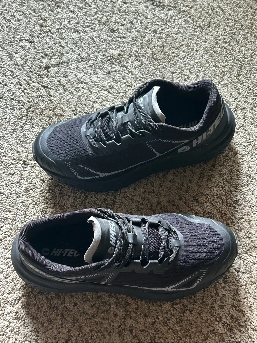 Hi-Tec Catalina Trail black & gray Men's running shoes size 9.5